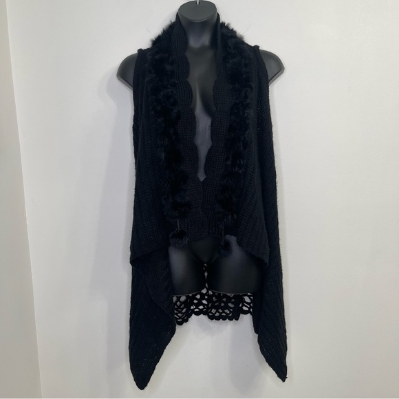 Adore Faux Fur Wool Asymmetrical vest in size Small - Picture 1 of 11